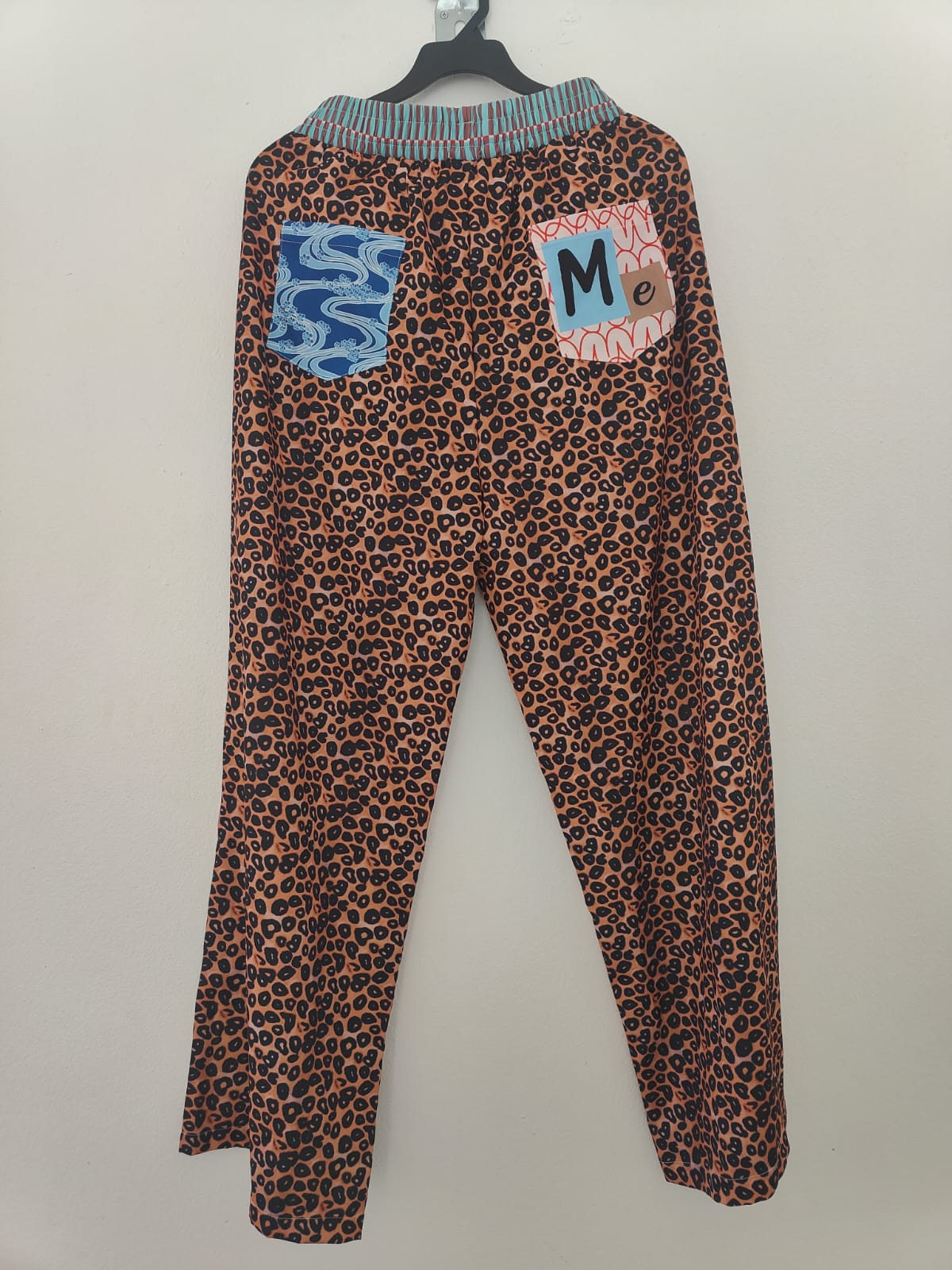 Pantalón Estampado de Mujer SHEIN – Diseño Floral y Animal Print – Talla M